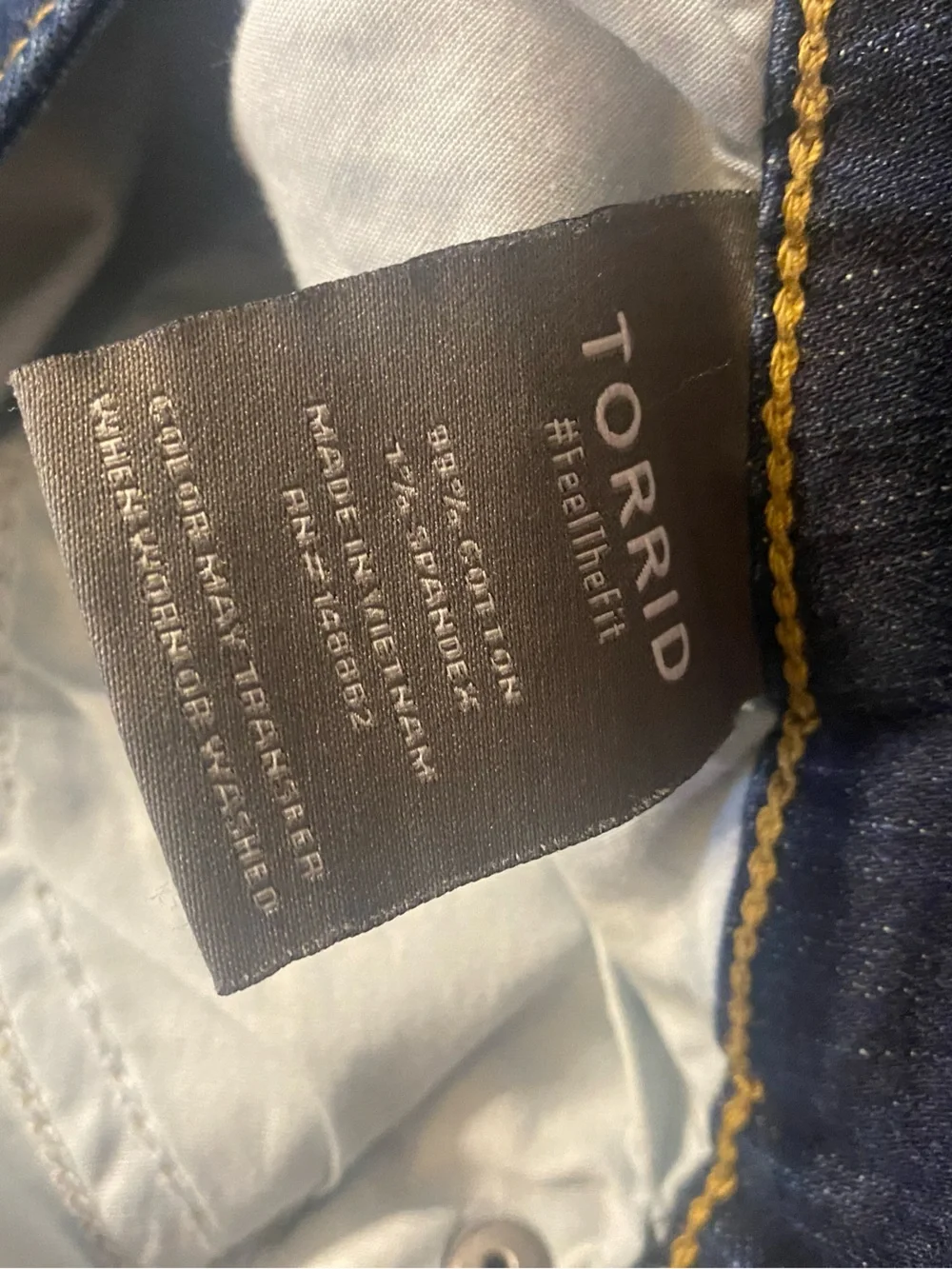 Torrid size 28 Bermuda Shorts Vintage Stretch Denim Mid Rise Indigo Dadcore